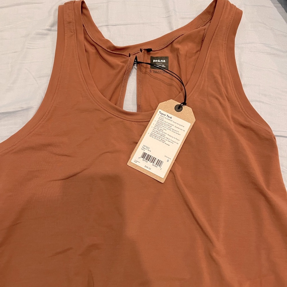 Prana NWT Tagus tank top in color Terra